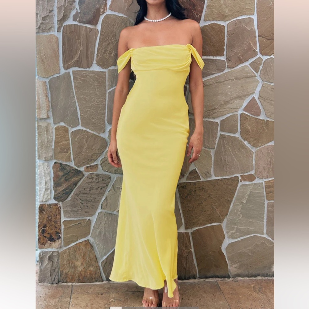 Beginning Boutique Soft Yellow Satin Gown
